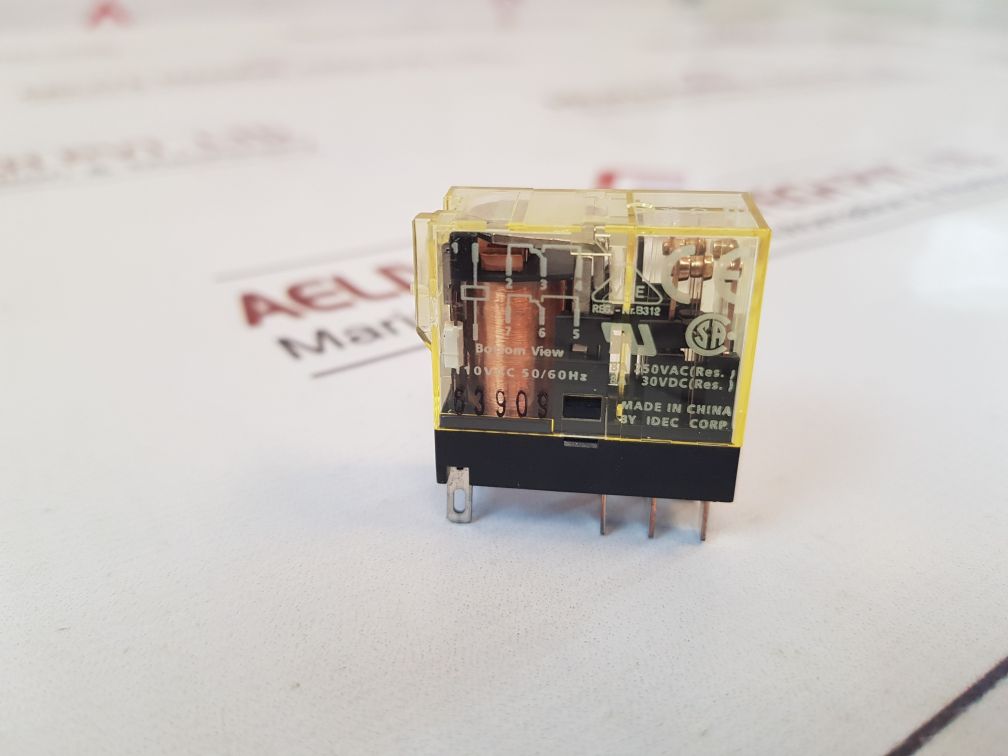 Idec Rj2S-cl-a110 Relay 110Vac 50/60Hz