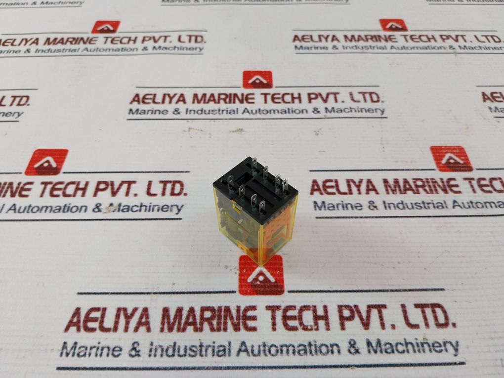Idec Ru2S-c-d24 Power Relay 10A 250Vac 30Vdc