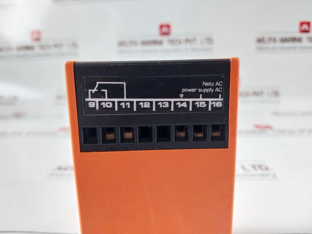 Ifm Electronic Vn31 Evaluation Unit Monitor Relay Ex-86/2141 Dc24V 220Vac
