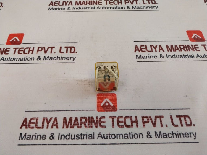 Lot Of 2X IDEC RH3B-U Power Relay 10A 240 VAC