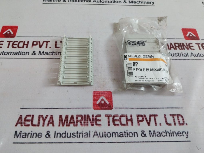 Lot of 2X Merlin Gerin 68991 5 Pole Blanking Plate