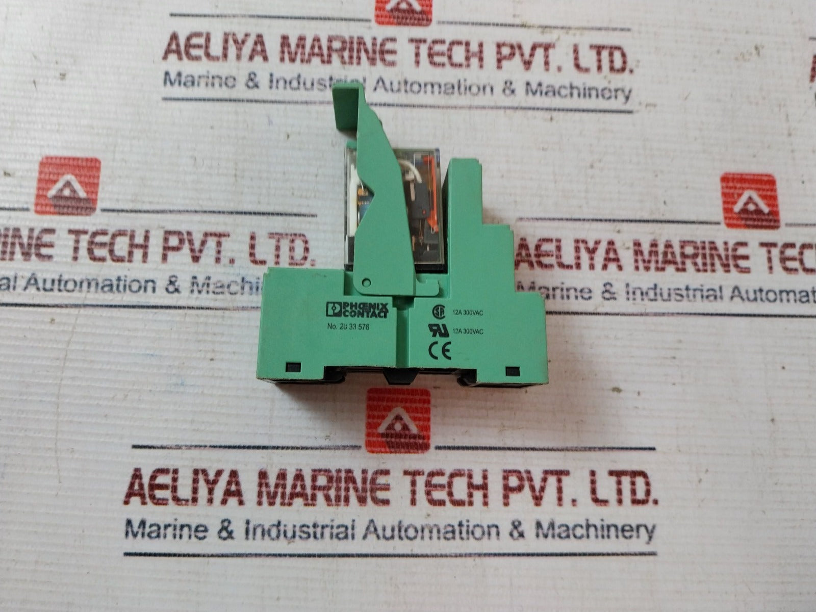 Phoenix Contact 28 33 576 Relay Socket 2834096 12A 300Vac