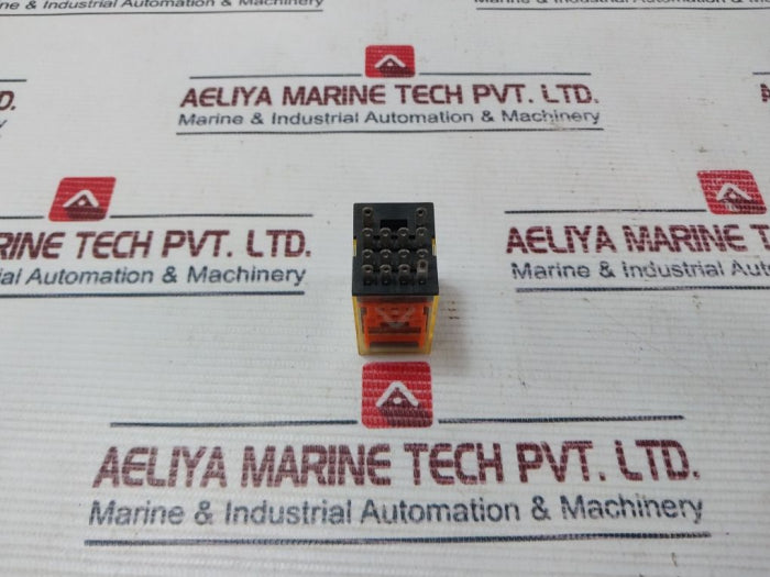 Lot of 3X Idec RU42S-C-D24 Relay 3A 250VAC