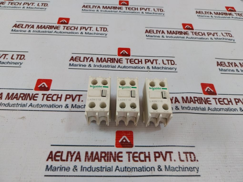 Lot Of 3X Schneider Electric/Telemecanique Ladn11G Auxiliary Contact Block 690V