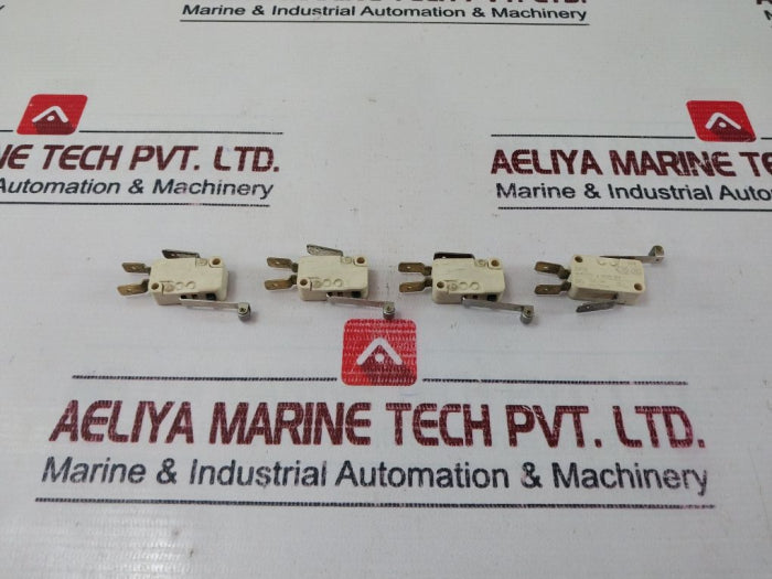 Lot Of 4X Cherry D45X Limit Micro Switch 125-250 Vac