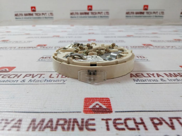 Lot of 4X Hochiki YBO-R/SCI Mounting Base For Wall Sounders