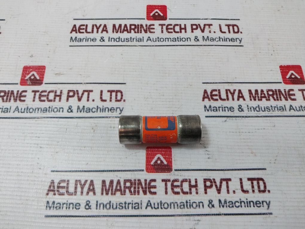 Lot of 6X Gould Shawmut AJT4 Amp-Trap 2000 Time Delay Fuse 4 Amps