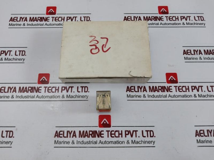 Lot Of 7X Omron My4 Miniature Power Relay 24Vdc 5A 240Vac/5A 28Vdc