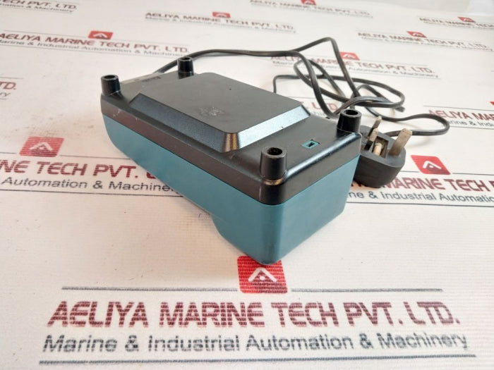 Makita Dc1414 F Battery Charger 630389B8 220-240V~ 60W 50-60 Hz