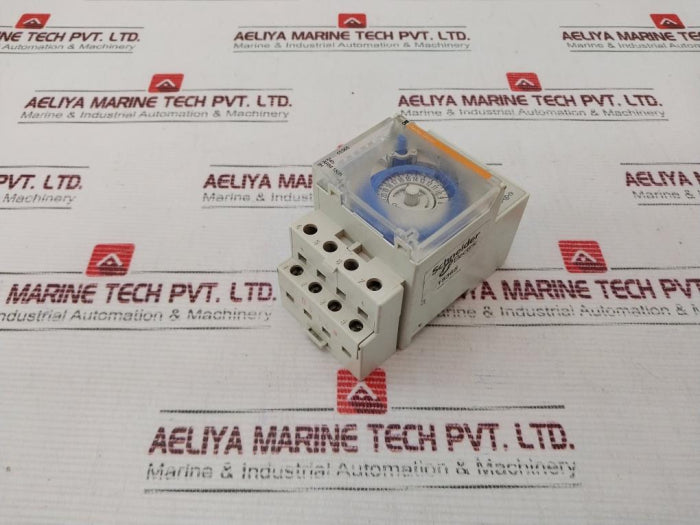 Merlin Gerin 15365 Time Switch 230V 50-60Hz