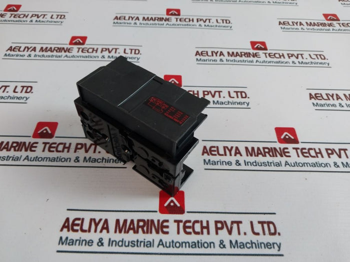 Mitsubishi Electric Nf30-cs No-fuse Circuit Breaker 500V