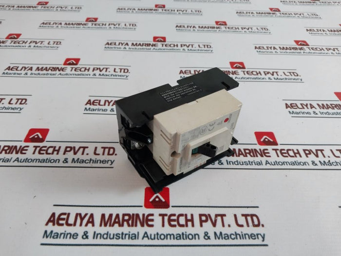 Mitsubishi Electric Nf30-cs No-fuse Circuit Breaker 500V