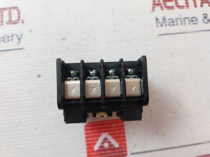 Mitsubishi Un-ax4 Auxiliary Contact Block 4A(4No) 110V 6A 220V 5A