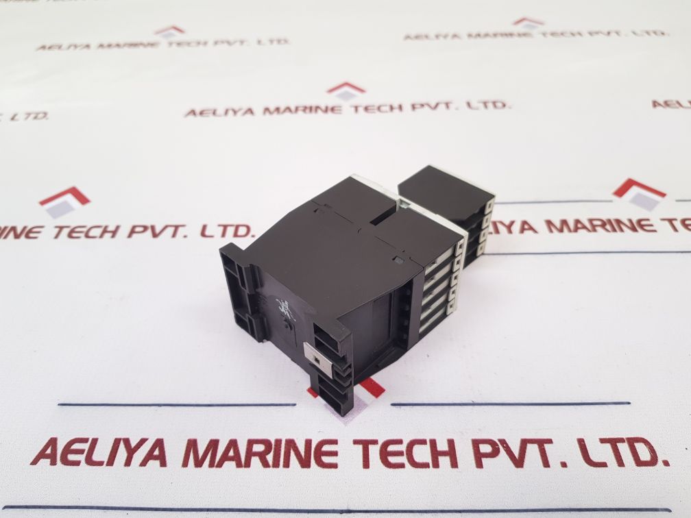 Moeller Dil A-xhi22 Contactor With Dil A-40 Contact Relay New One