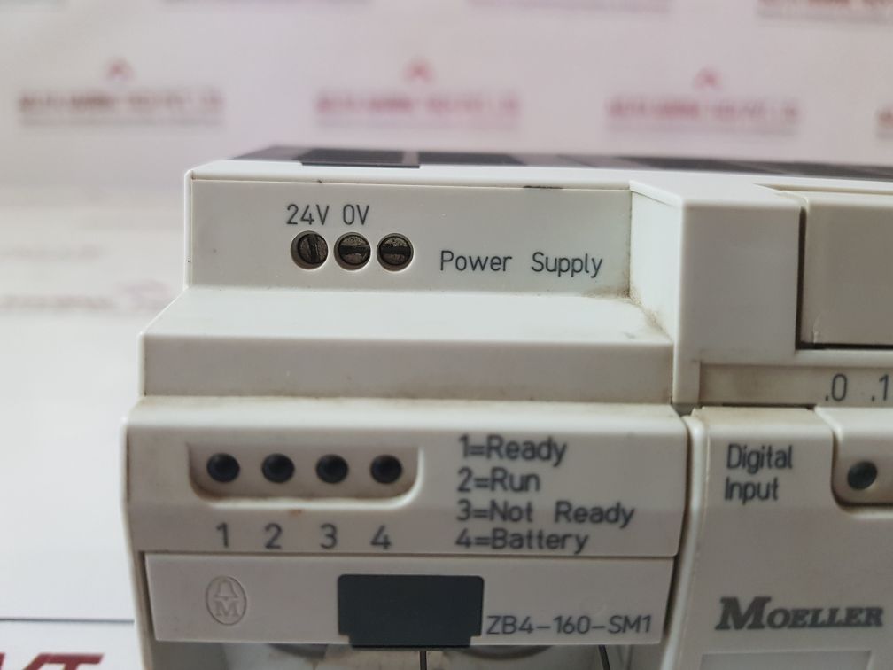 Moeller Ps4-201-mm1 Programmable Logic Controller 24Vdc, 0,8A 8Dig., 2Ana