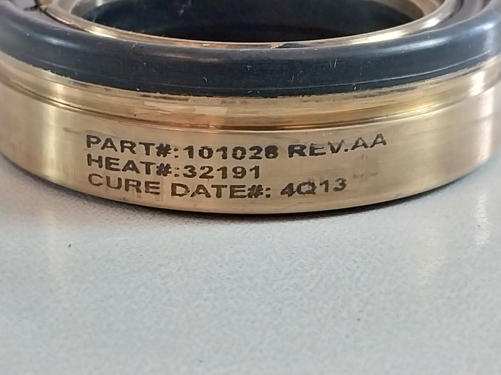 Lot of 8X Oceaneering 101028 Packer Seal 1 Inch