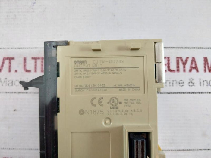 Omron Cj1W-od233 Output Unit Dc24V 0.5A 48Va/C