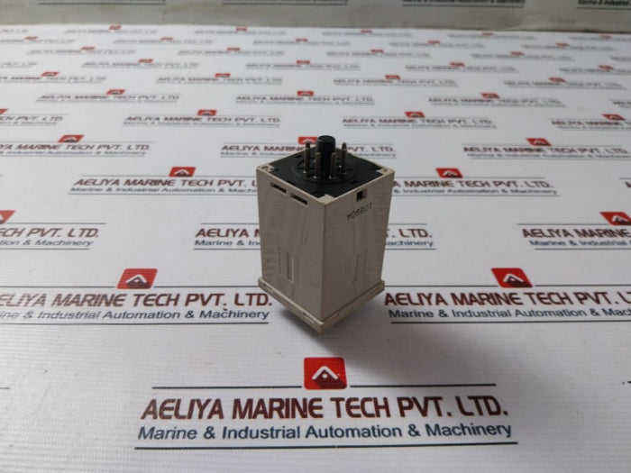 Omron H3Bf-8 Timer Relay 0-5Min 5A 250Vac