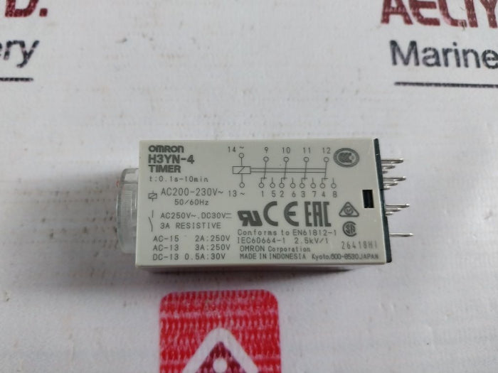Omron H3Yn-4 Timer Relay 0.1S-10Min 50/60Hz