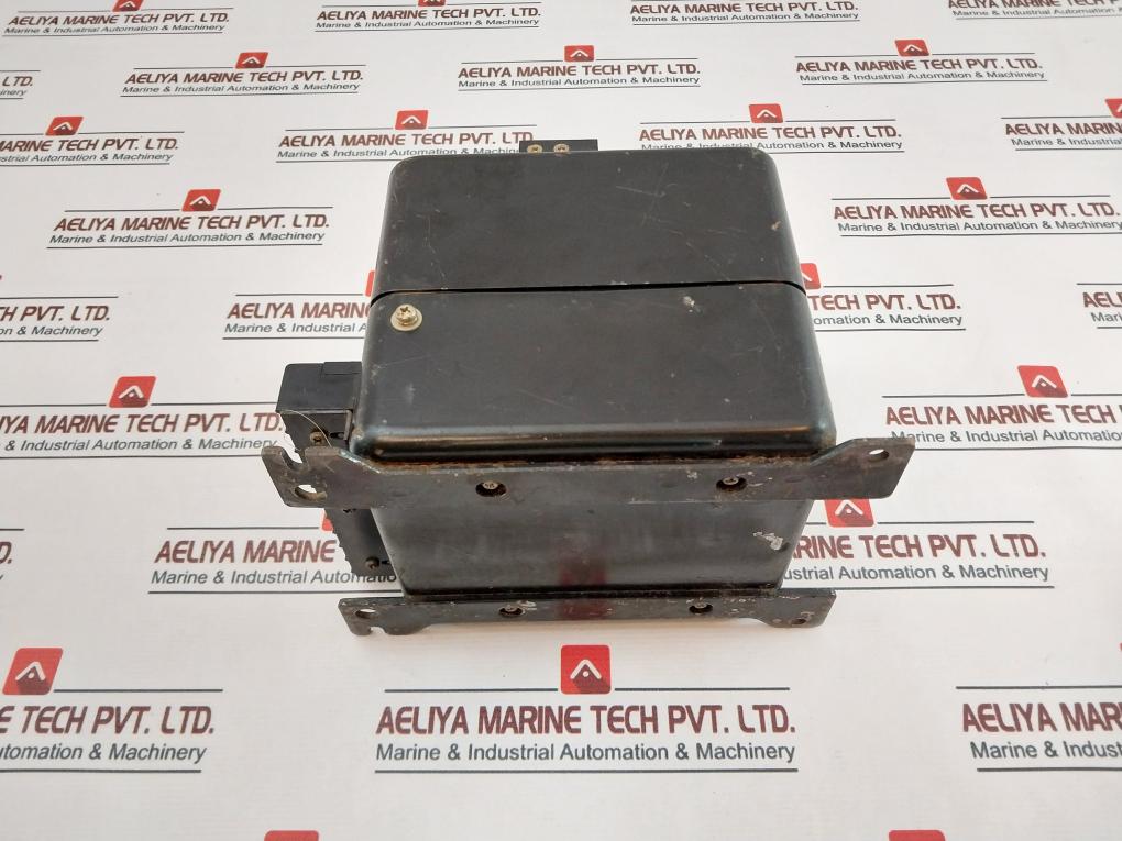 Omron K2Wr-r-s5U Reverse Power Relay 100/110/200/220Vac 5A Ac 50/60Hz