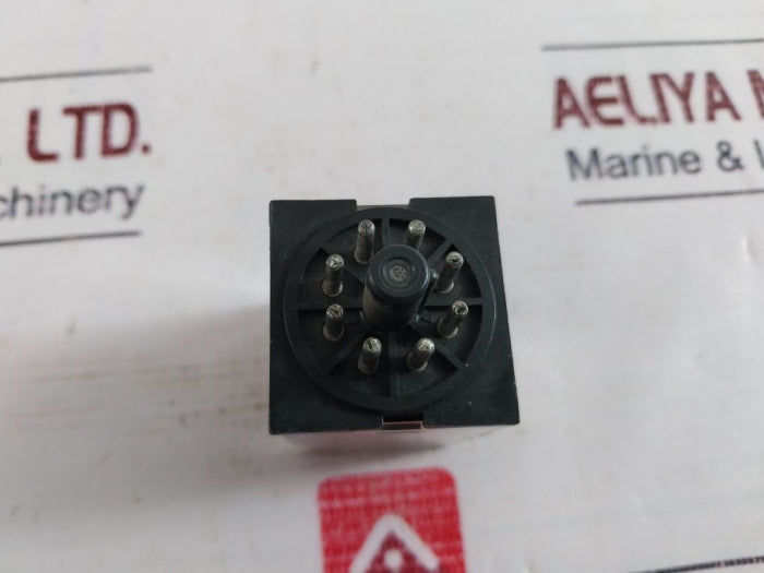 Omron Mks2Pn Single Phase Relay 250V Ac 10A 50/60Hz