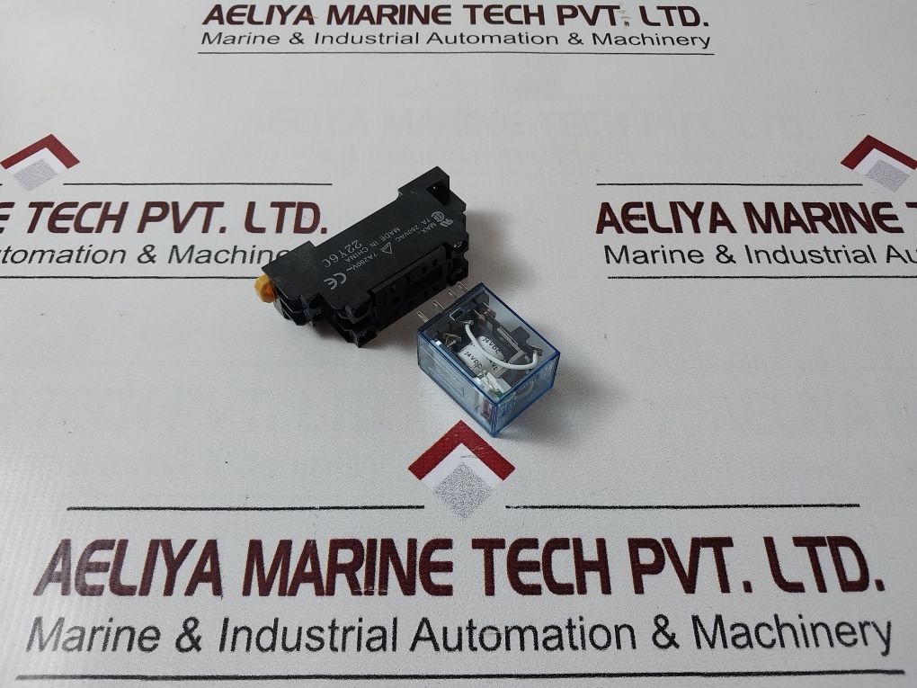 Omron My2N-j Relay With Pyf08A-e Socket 5A 250Vac