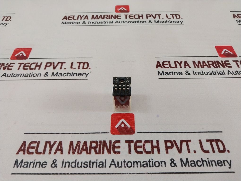 Omron My4N Relay Iec255 100/110Vac