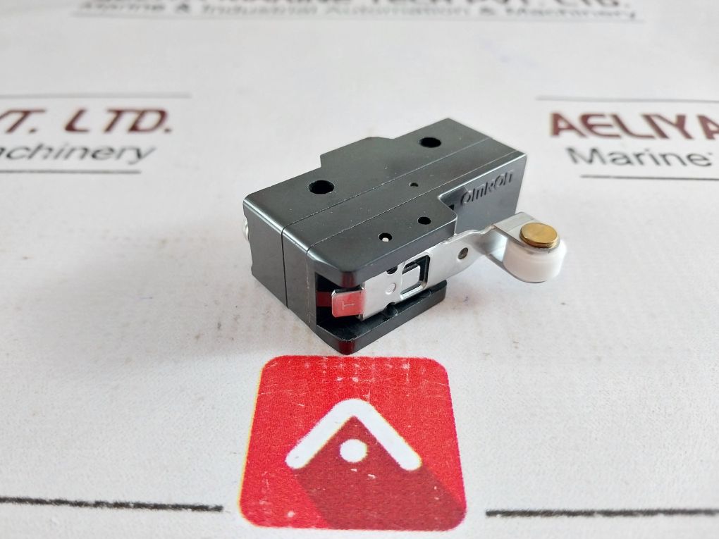 Lot of 3X Omron Z-15GW22-B7 Micro Switch 15A 125, 250 OR 480VAC