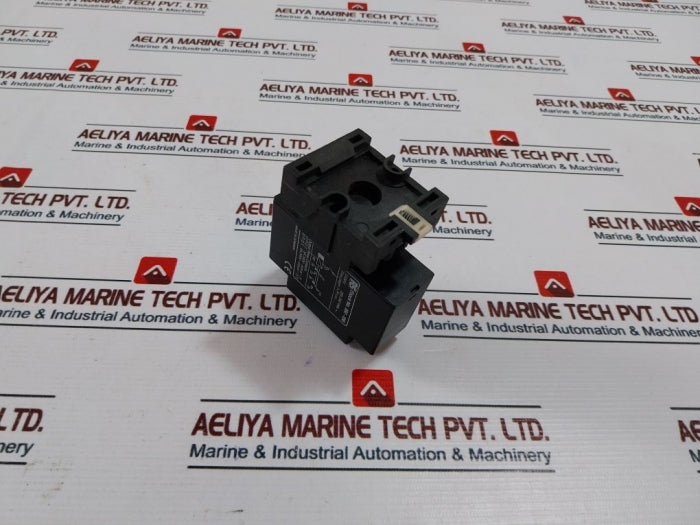 Rs 260-555 True Off Delay Relay With Socket 1-30 Sec 220-240V