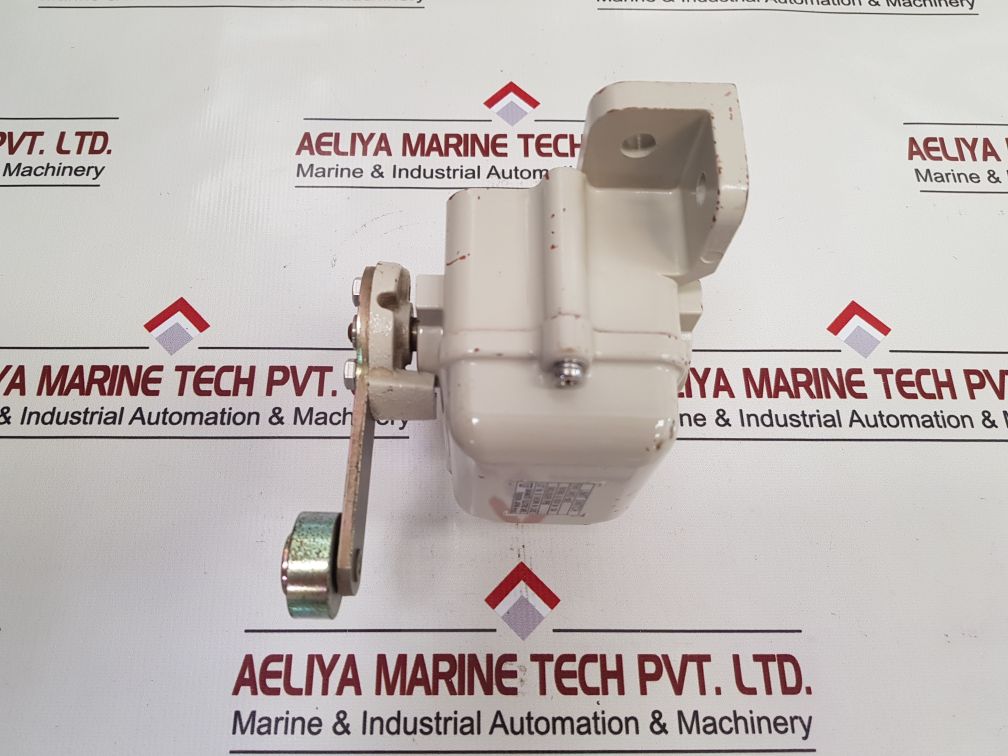 Sakamoto Electric Lwio-abe Limit Switch Np2103-2