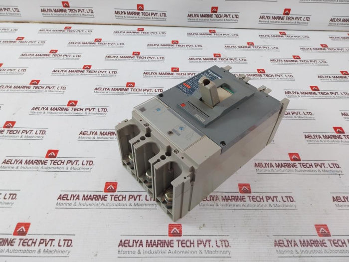 Schneider Electric Cvs630F Circuit Breaker 315/630A 50/60Hz