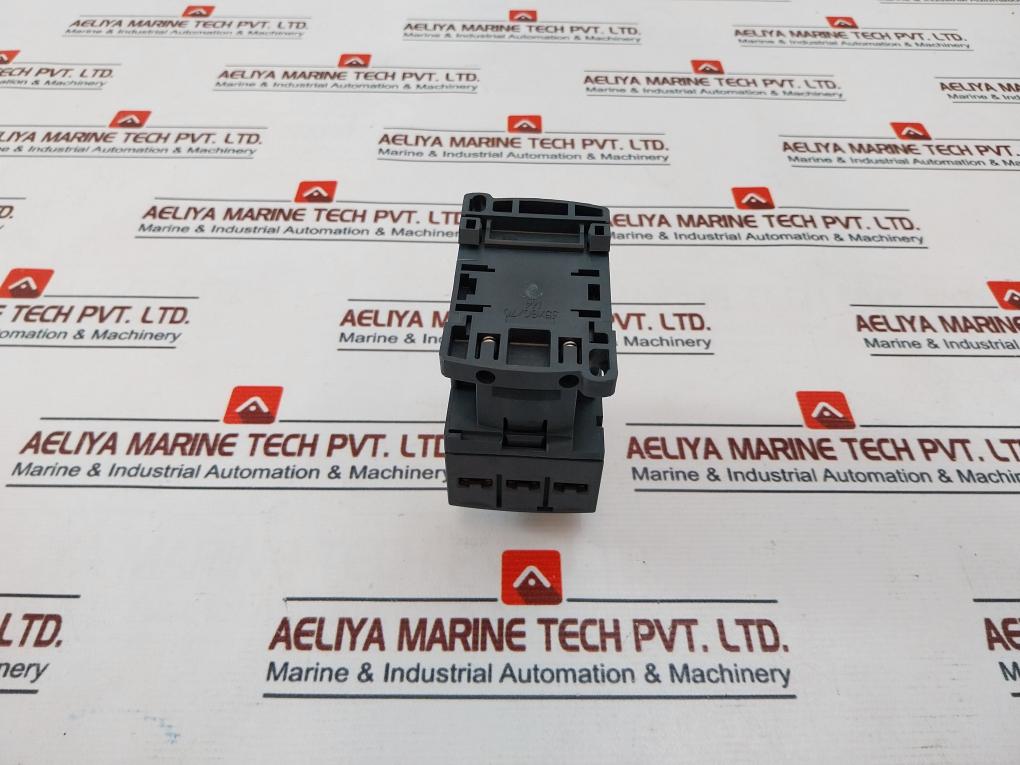 Schneider Electric Lc1D18 Contactor 32A 690V