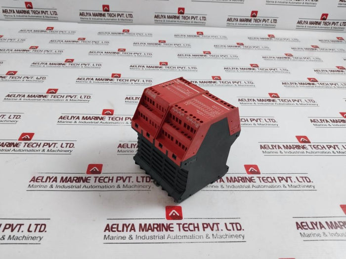 Schneider Electric Xpsar311144 Emergency Stop Preventa Safety Relay Module 24Vdc