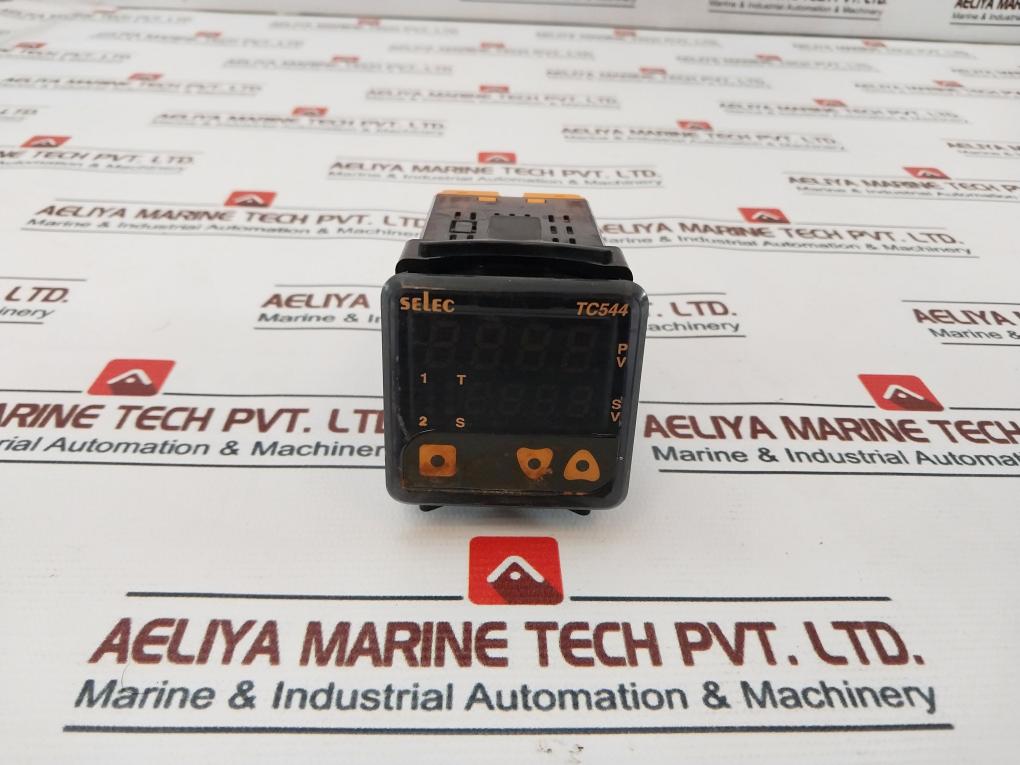 Selec Tc544A Digital Temperature Controller 50/60Hz, 6Va Max