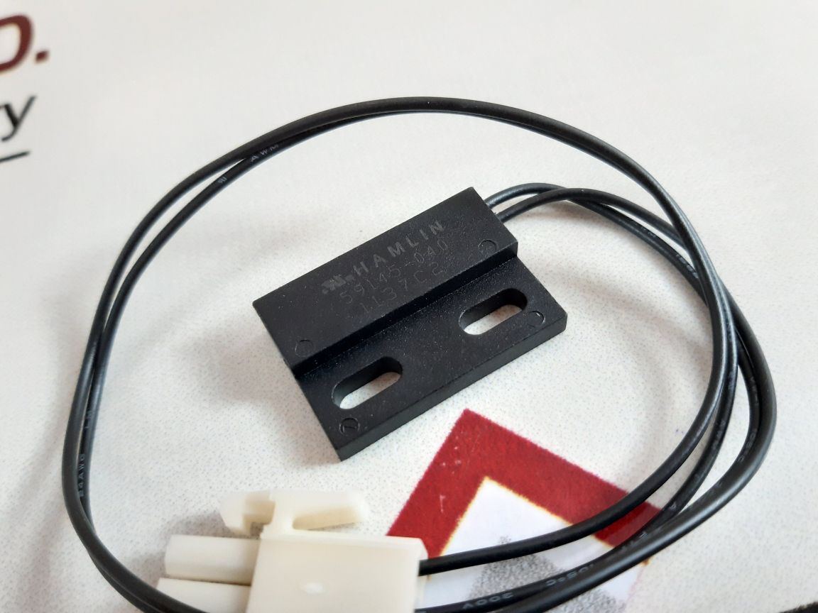Set Of 2X Hamlin 59145-040 Magnetic Switch