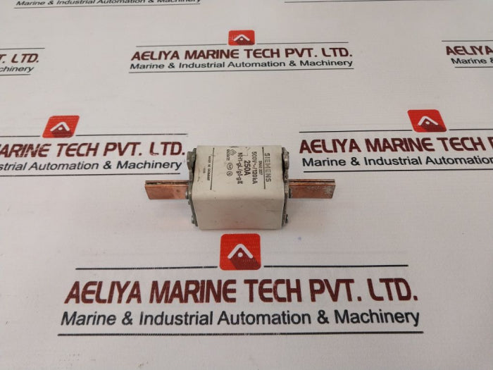 Siemens 3Na1 227 Fuse Link 250A 500V