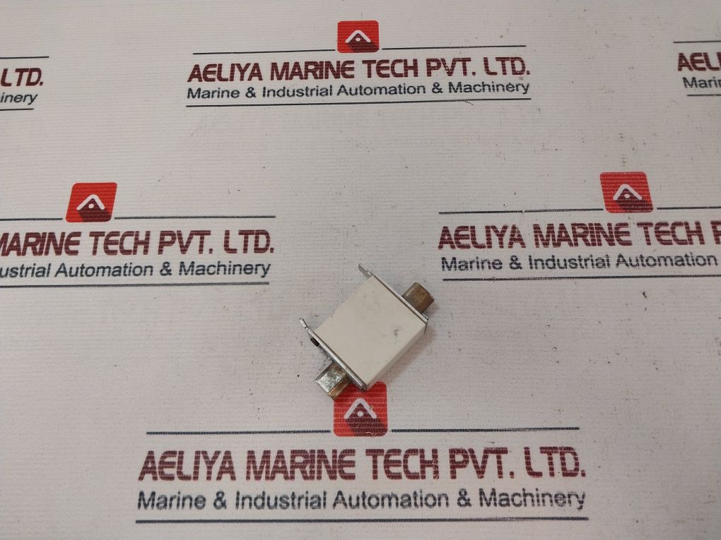 Siemens 3NA3805 Fuse Element NH000 120KA 500VAC