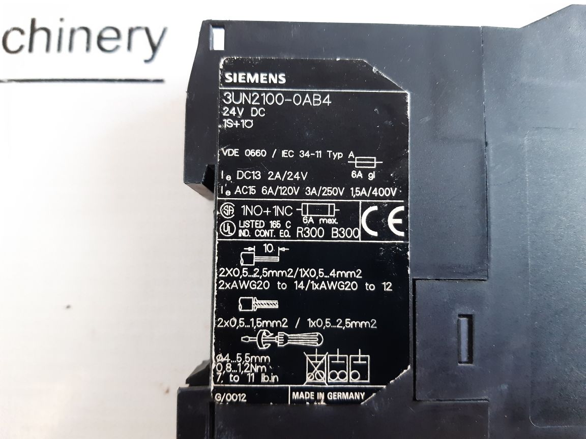 Siemens 3Un2100-0Ab4 Thermistor Relay Vde 0660/ Iec 34-11 24V Dc