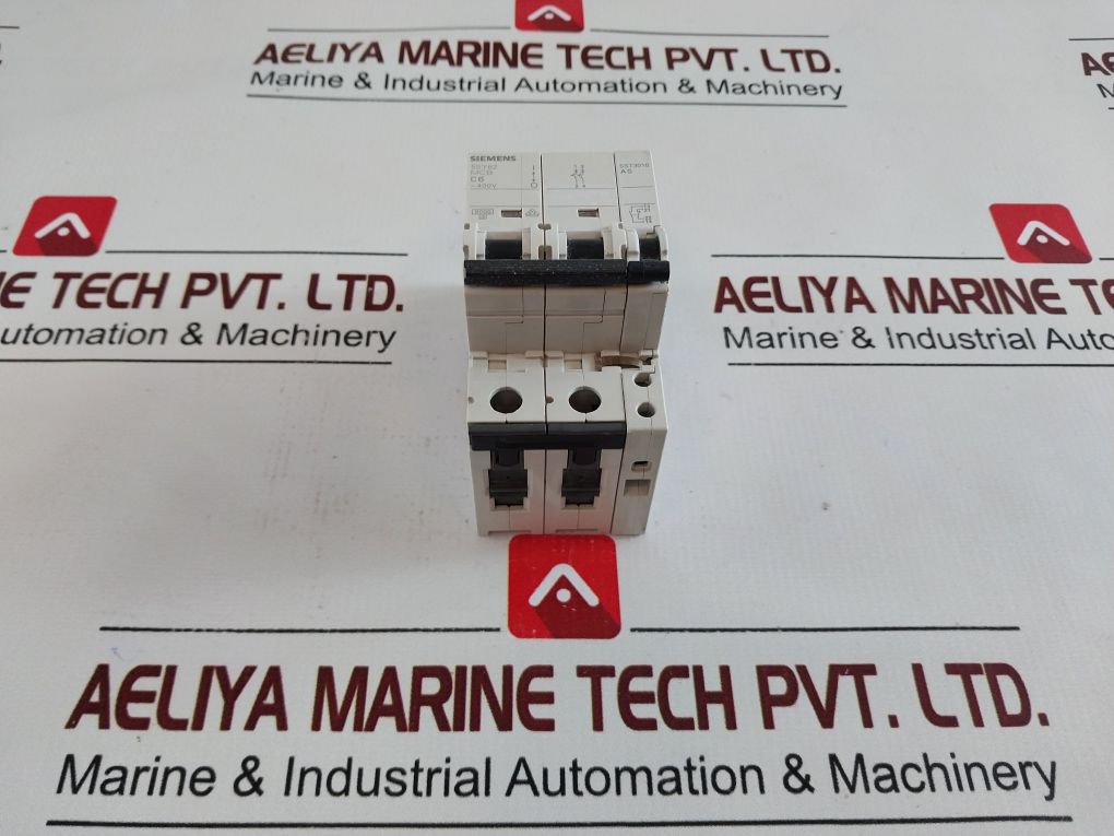 Siemens 5Sy62 C6 Auxiliary Circuit Switch Iec/En 62019, 4 001869 246499 A002376