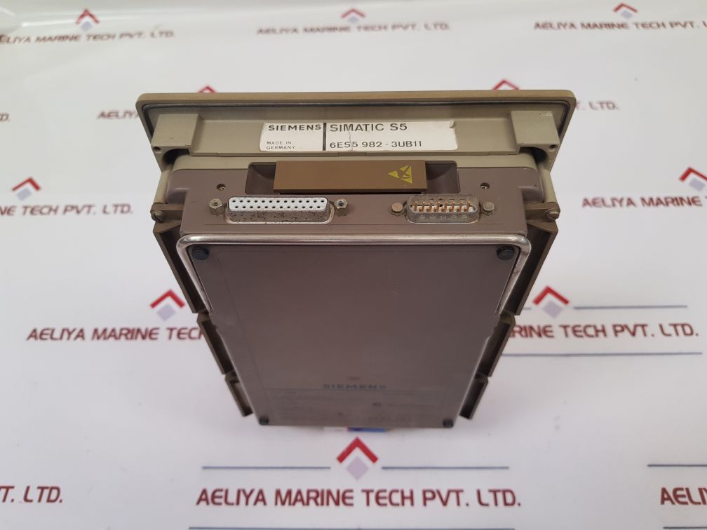 Siemens Simatic S5 6Es5 396-0Ua11 Operator Panel Ver 3 6Es5 982-3Ub11