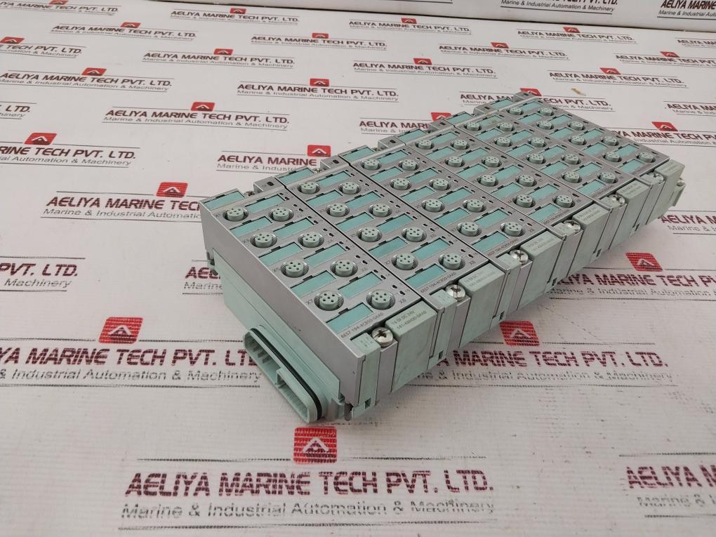Siemens 6Es7 194-4Cb50-0Aa0 Connecting Module 141-4Bh00-0Aa0