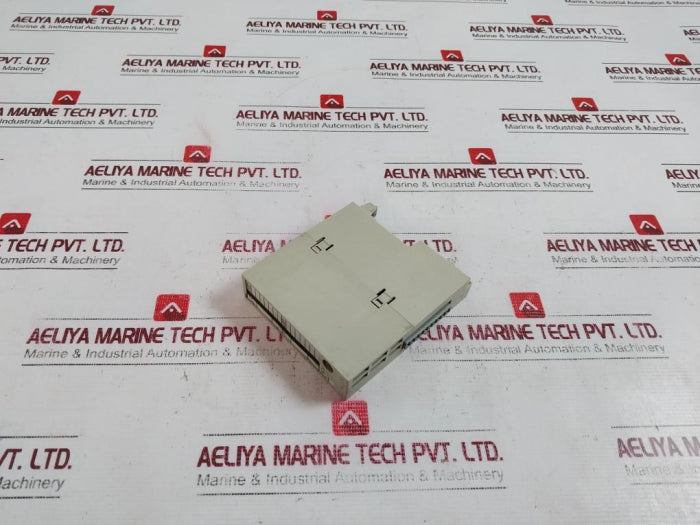 Siemens 6fc5111-0ca02-0aa0 16 Point Output Module 570 533 9101.01
