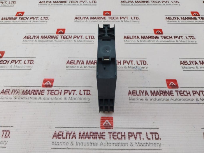 Siemens 7Pu6220-7Nn20 Time Relay Ac 200/240V
