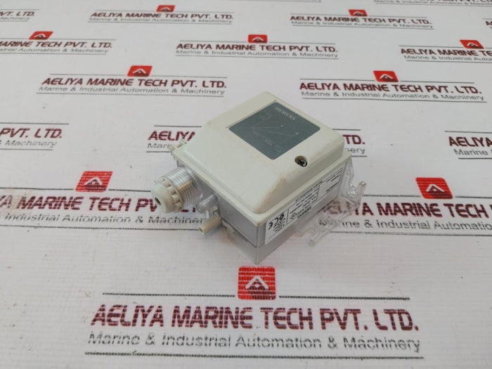 Siemens Qbm66.204 Differential Pressure Sensor 24V 50/60Hz