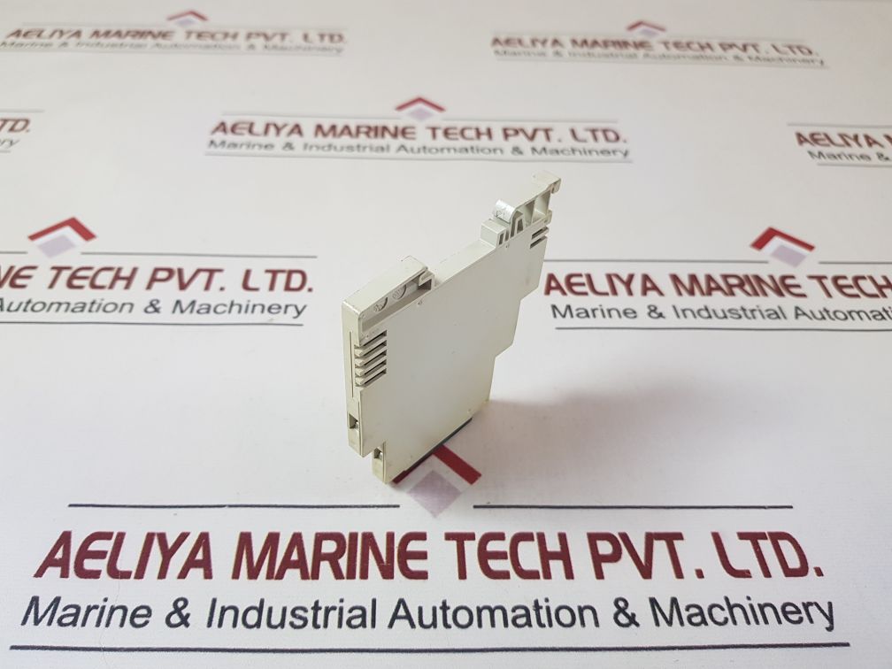 Siemens 3Tx7 004-1Lb00 Output Interface Module 634337Eqq Ac15 230V/3A