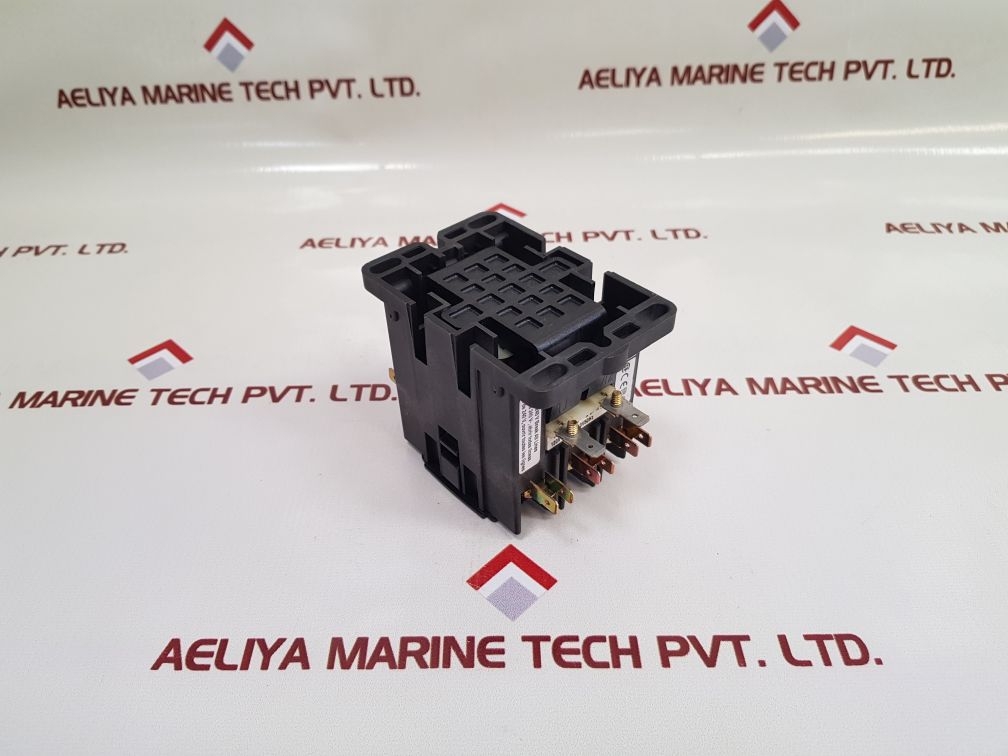 Square d 8910 dpa 33 ser: b definite purpose contactor 25301801 b81