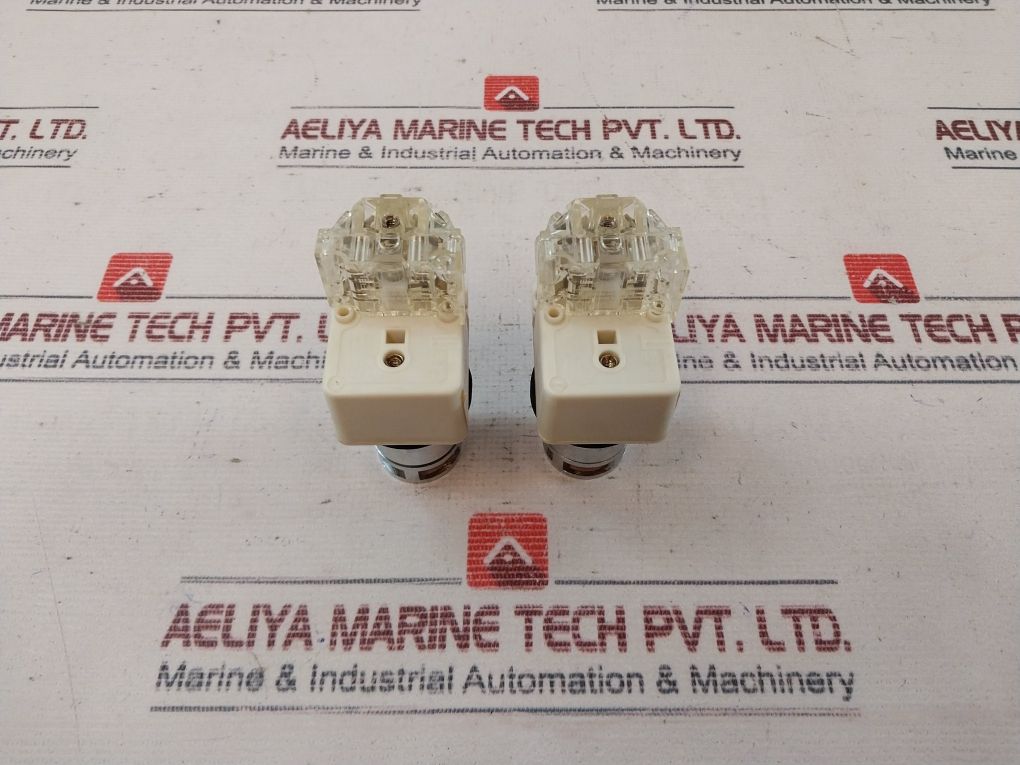 Telemecanique/Schneider Electric 9001Km35Ly Pilot Light Lamp Module 24-28V Ac-dc