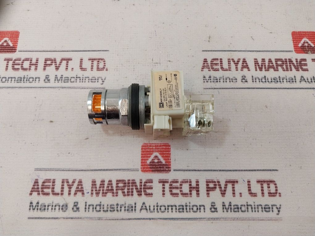 Telemecanique/Schneider Electric 9001Km35Ly Pilot Light Lamp Module 24-28V Ac-dc