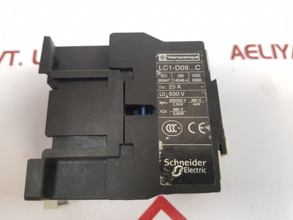Telemecanique Lc1 D09 10 Contactor Relay
