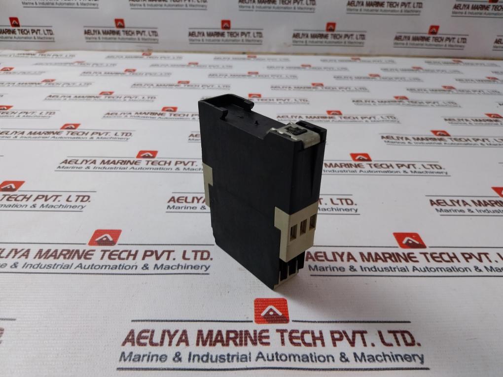 Telemecanique Re4 Tp13Bu Time Delay Relay 0,05S-300H